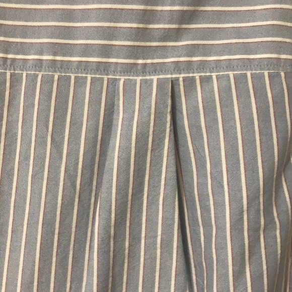 H&M Large Cropped Stripped Collared Button Down - Picture 9 of 10